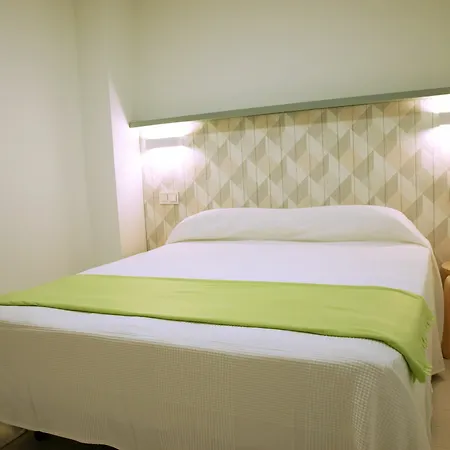 Flatguest *