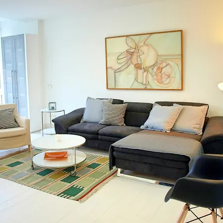 Flatguest Apartment *