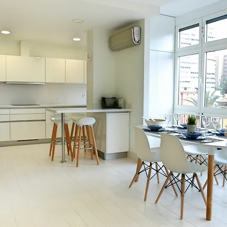 Flatguest Apartman *
